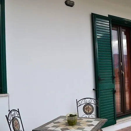 Bed and breakfast Ingrid E Claudia Nemoli